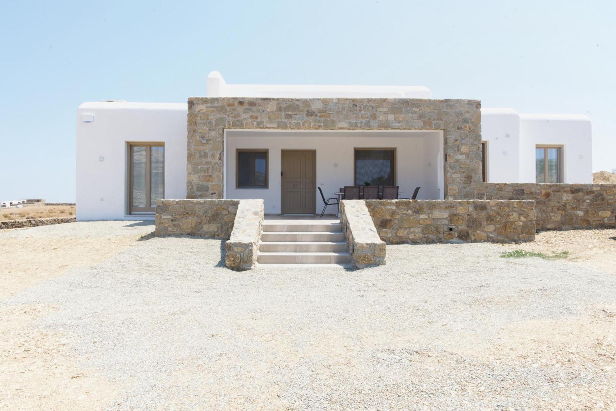 Maistros Mykonos *